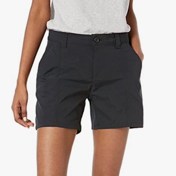 Amazon Essentials Stretch Woven 5 Inch Outdoor Hiking Shorts with Pockets, 8 - Picture 1 of 8